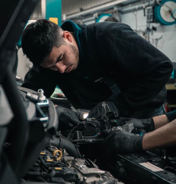  foto mechanician